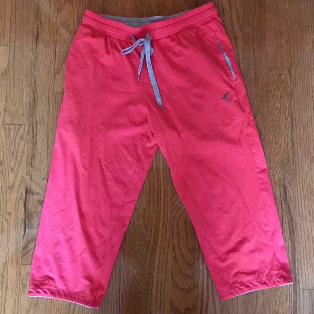 Hot Pink Capri